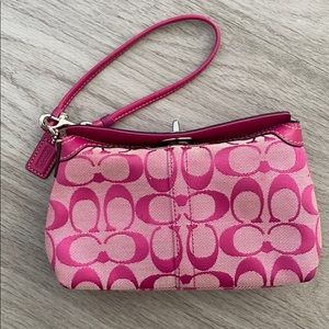 Coach Logo Twist Closure Wristlet Pink